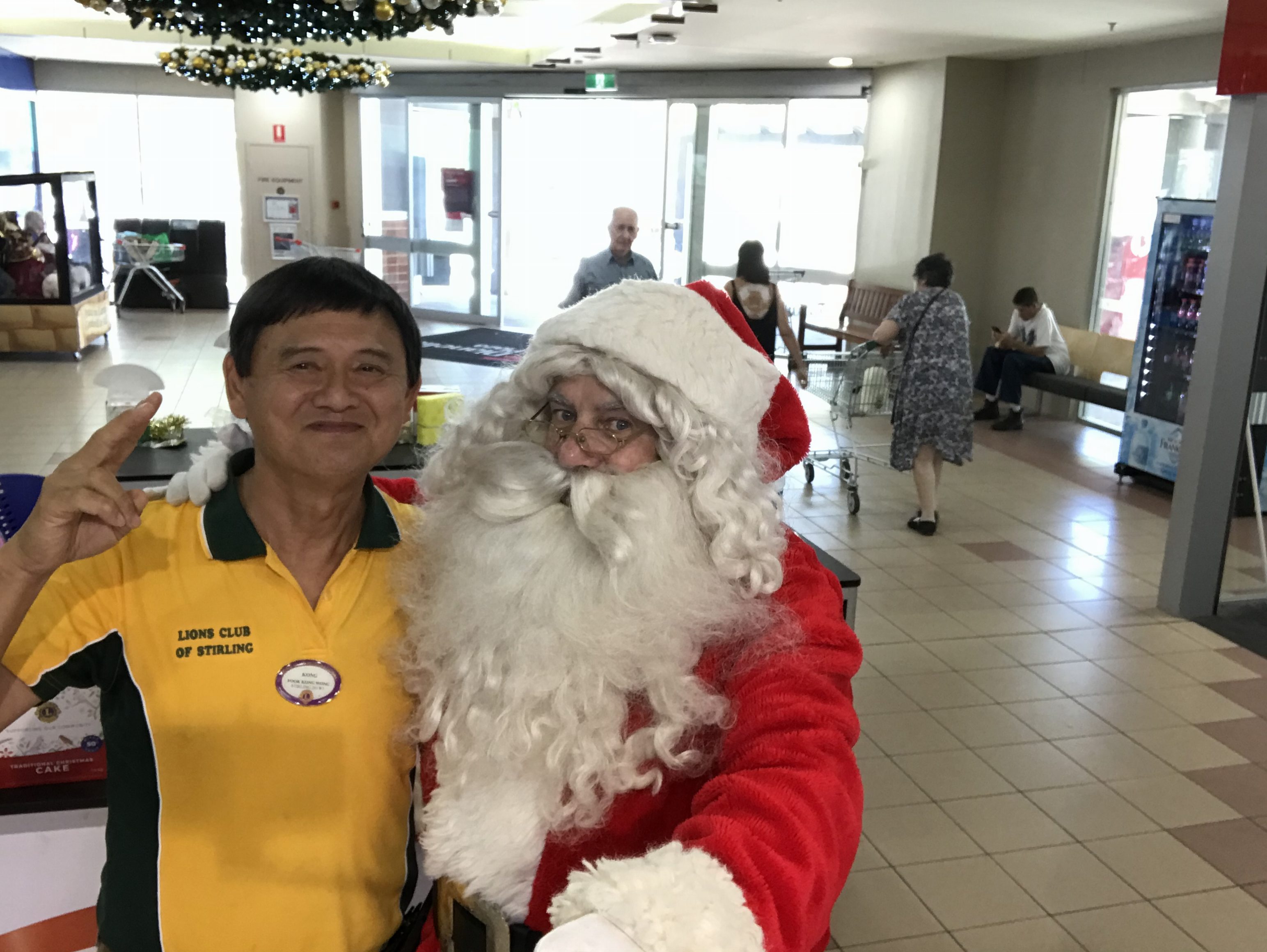 Santa supports Lions Groups