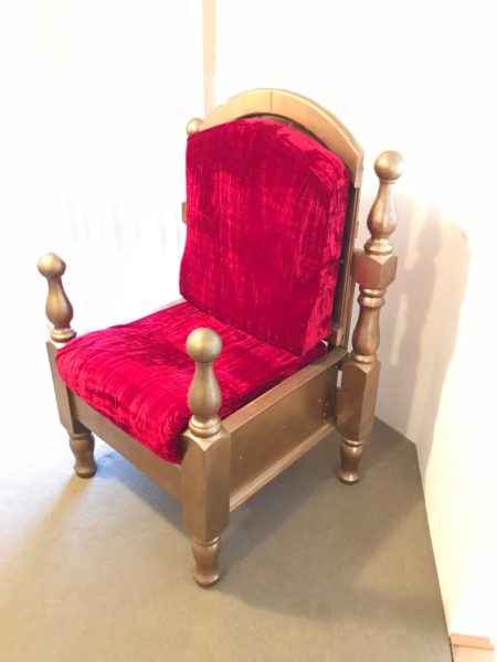 Santa Chair Throne – No 3 – Side View