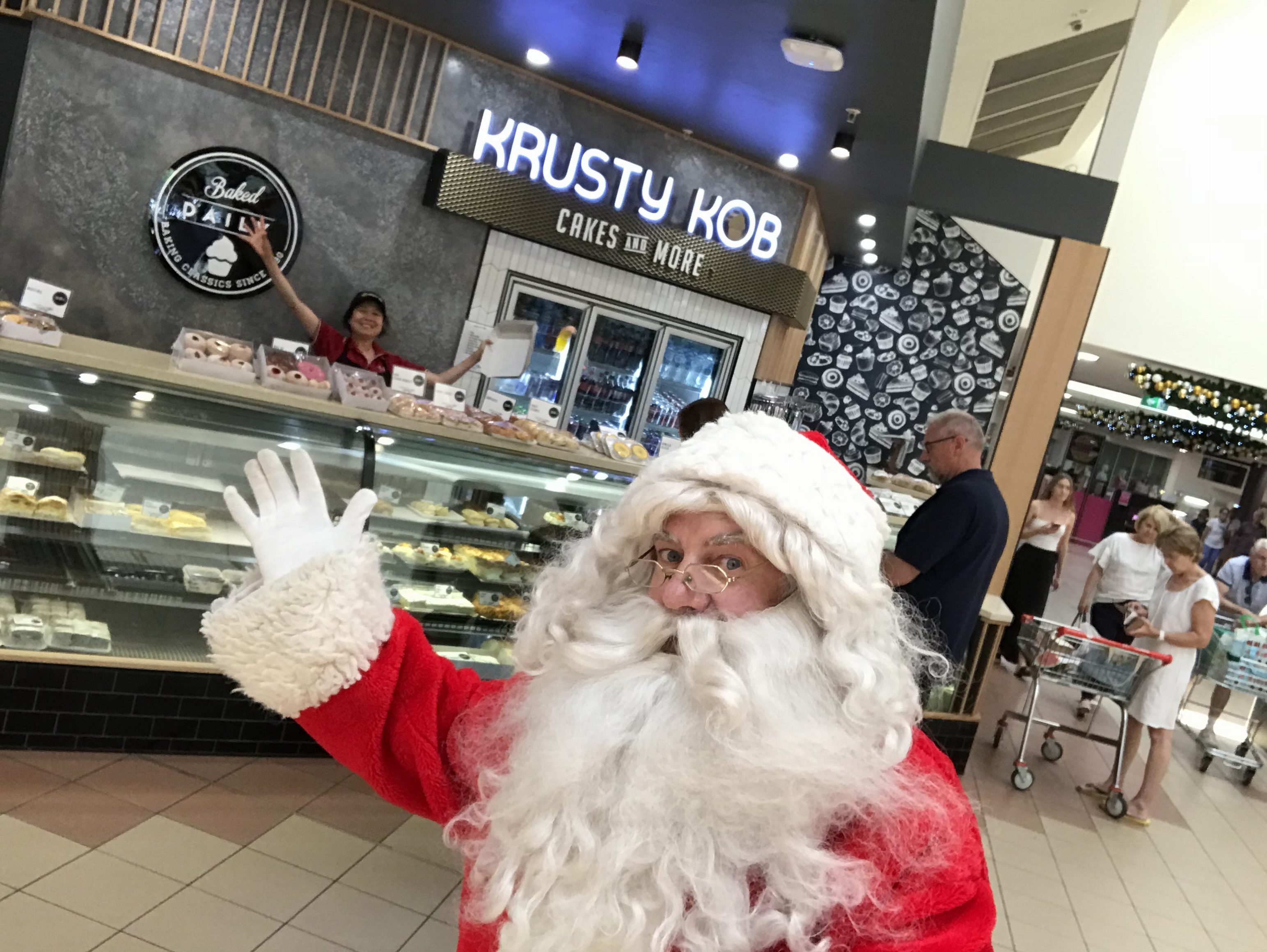 Santa enjoys the baking from Krusty Kob